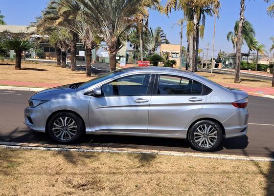 HONDA CITY 1.5 EX 16V FLEX 4P AUTOMÁTICO HONDA CITY 1.5 EX 16V FLEX 4P AUTOMÁTICO